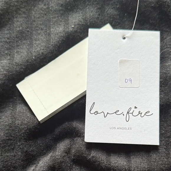 love, Fire Black Textured Ruched Sleeve Blouse new woman's XXL - Picture 3 of 3